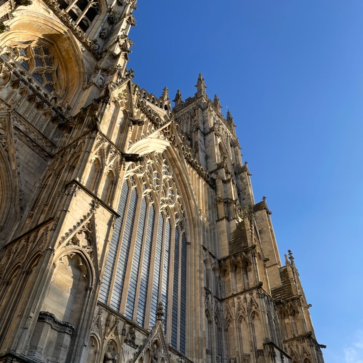 notesofsage's tweet image. walked 12km in york! one of the prettiest cities i’ve been to