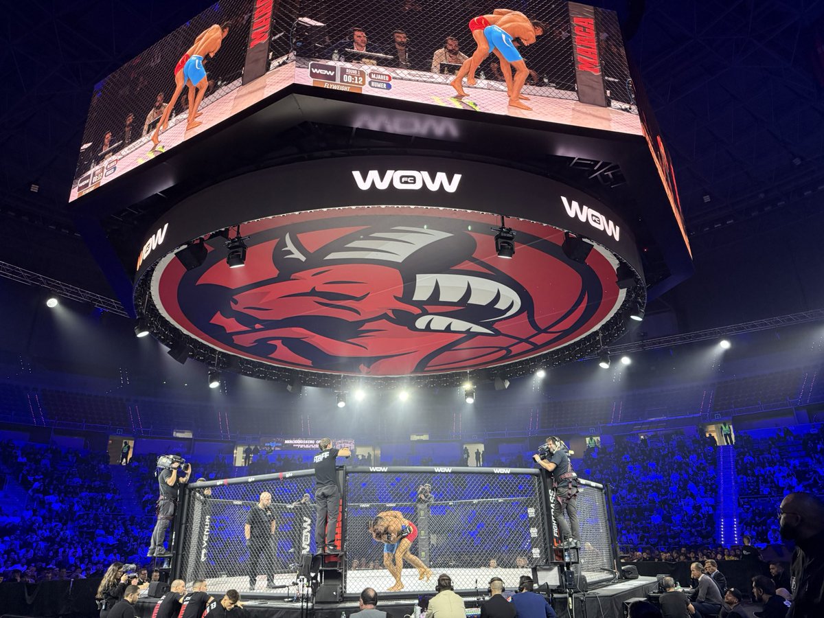 Vectodesigns's tweet image. #WOW24 superado ✔️✅

🎨 Para este evento implementamos el diseño de campeón con fotos del media day.

Esto es solo el principio❤️