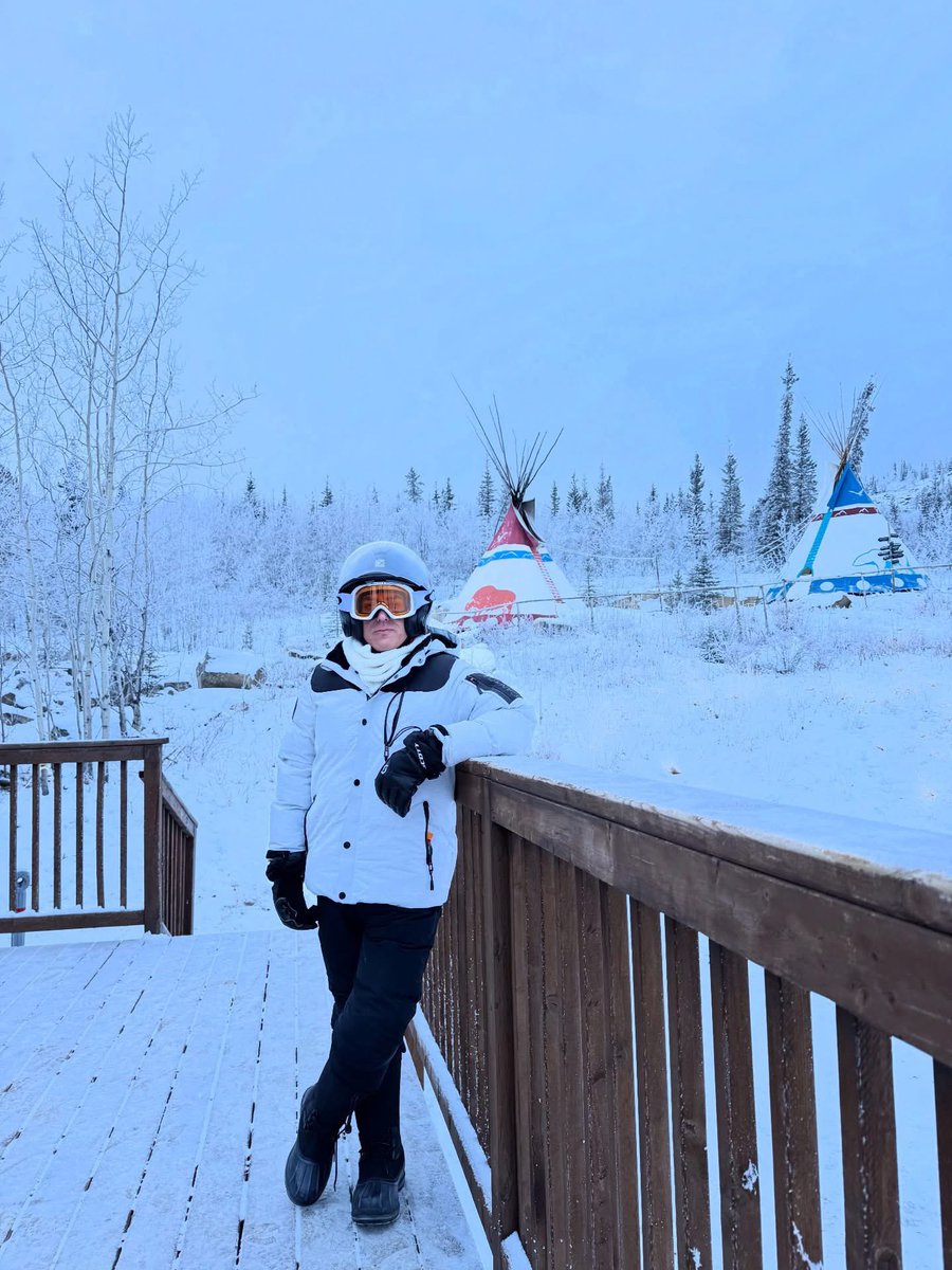 Chrystravelers tweet media