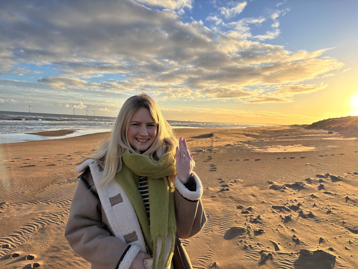 RDORM's tweet photo. @realDonaldTrump We got engaged today at your stunning Trump Aberdeen resort . I’m a lucky man https://t.co/YlCNDHPxMw