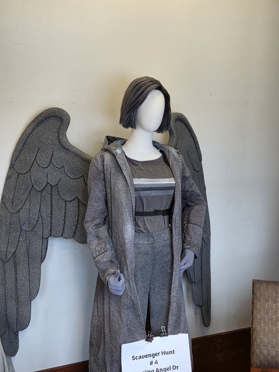 Lobby #ChicagoTardisweepingangel
