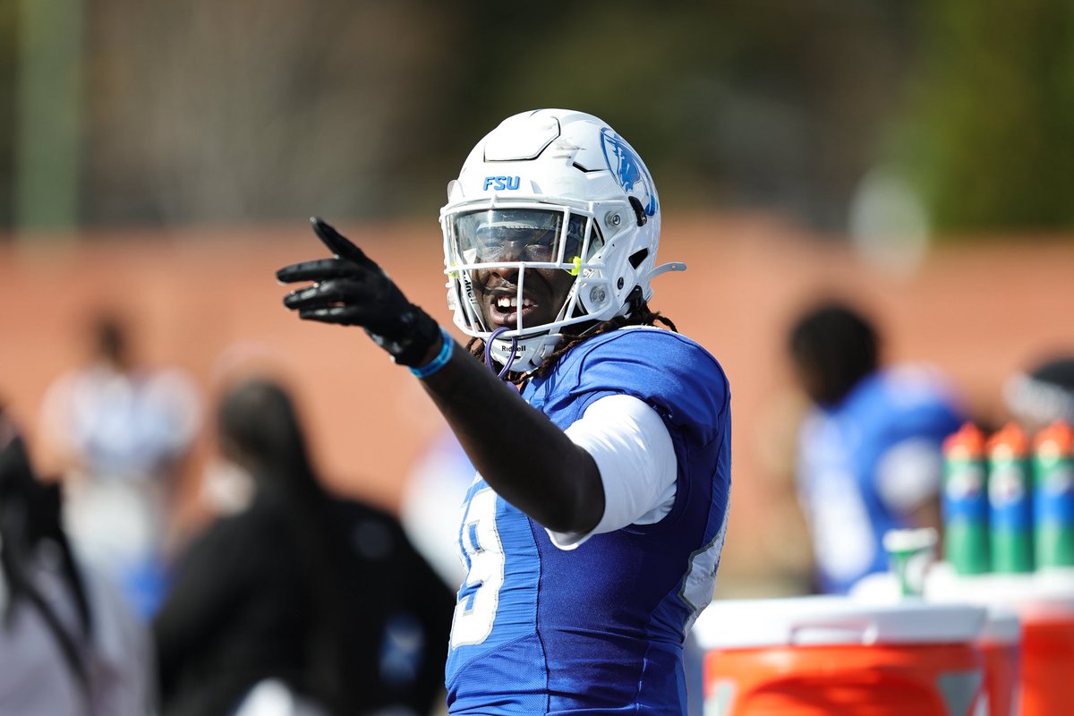 Kavase Towns tweet media