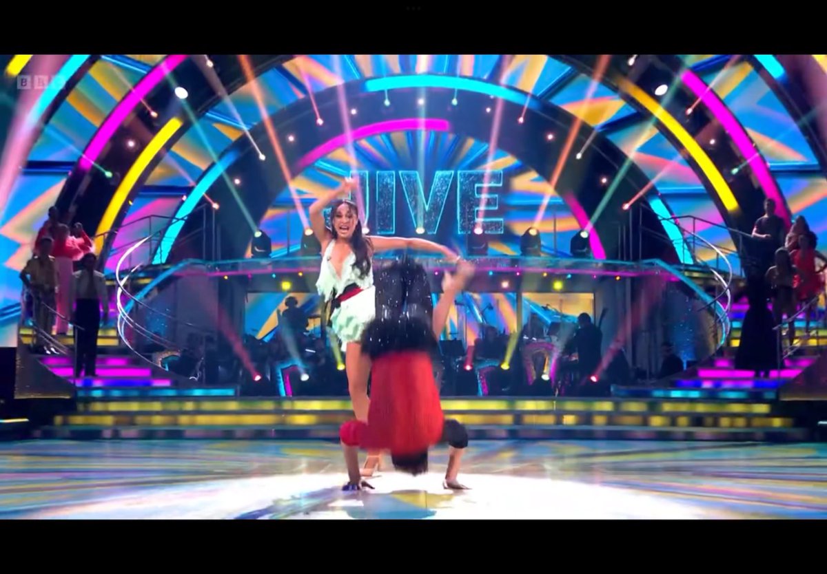 KDCunliffe's tweet photo. Katya Jones again ….
Brilliant.
The judges reaction while the dance was going on 😀
#strictly #strictlycomedancing #katya #lewis #instantdance
Clips from bbc iplayer https://t.co/1fzOYKQDkz