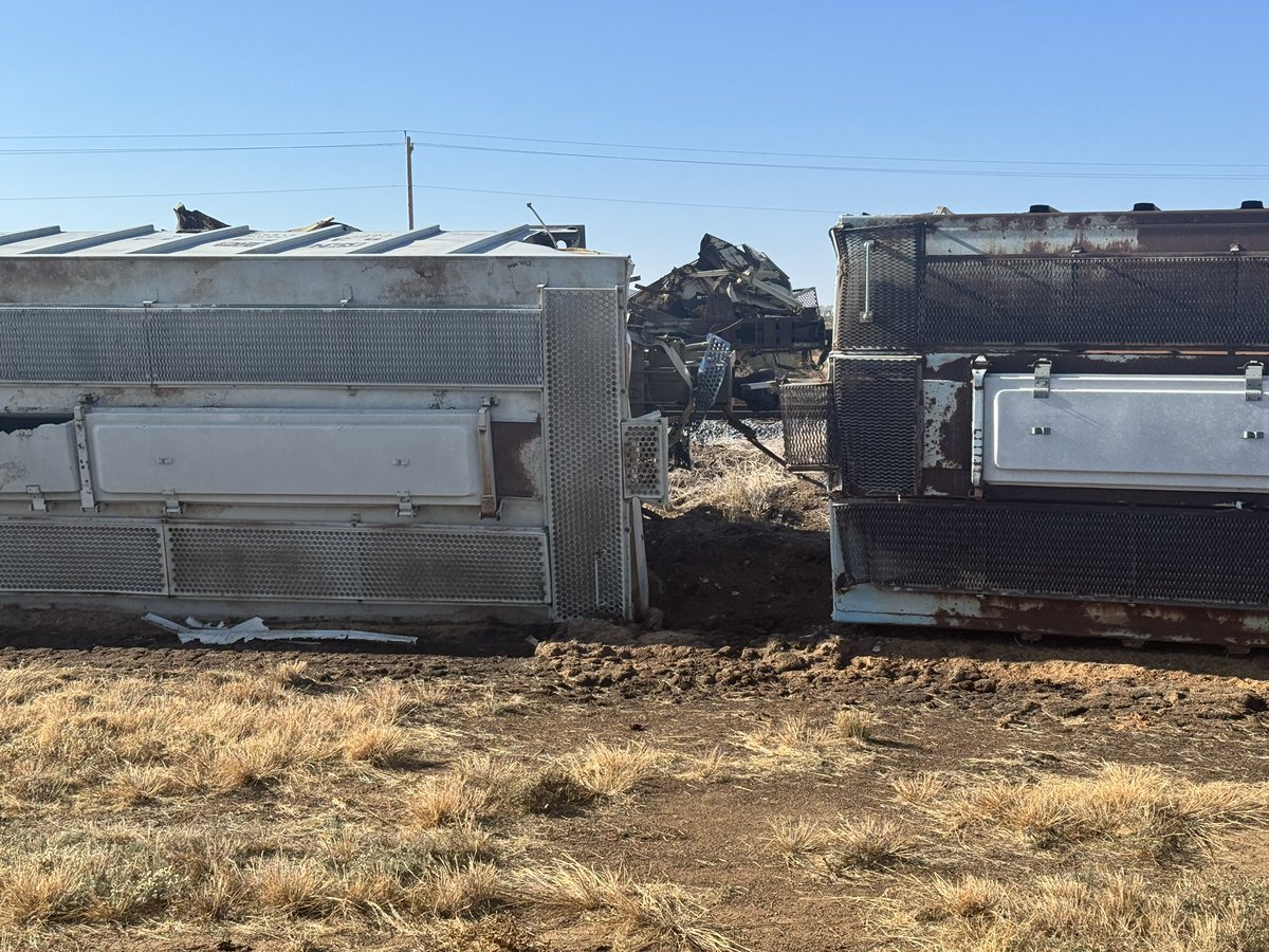 hackdba's tweet image. Snapped this derailment between outside of Hobart.