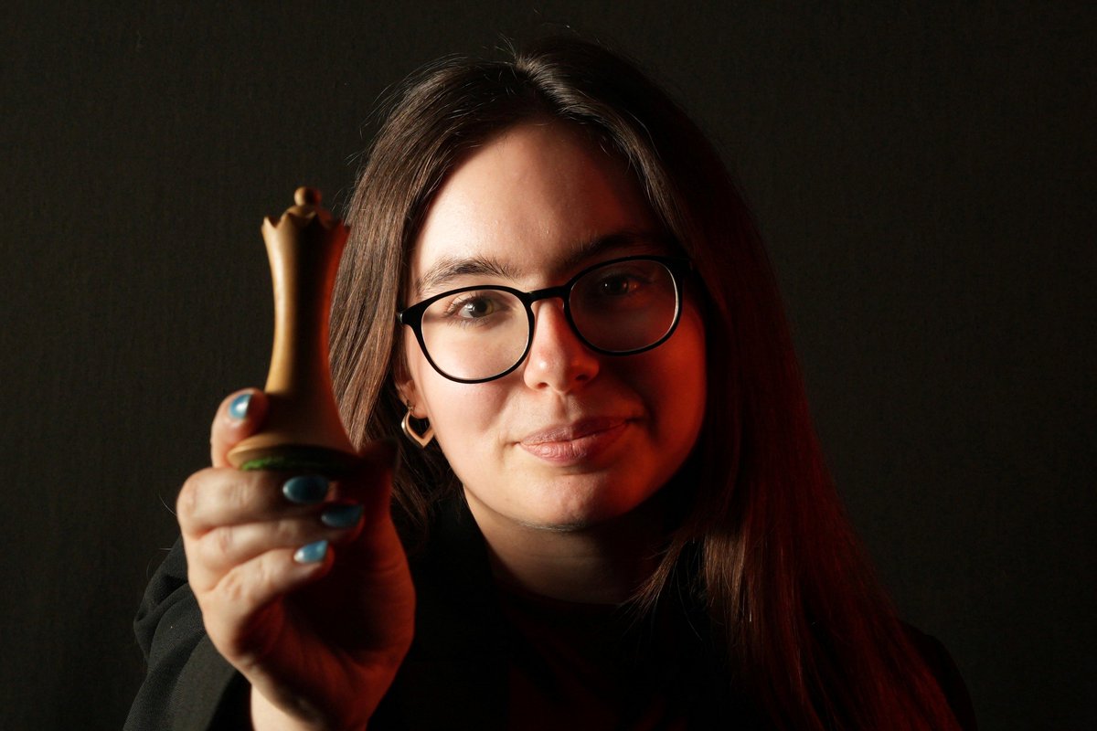 tothkincso_'s tweet image. Rating wise? Not even nearly...
But thanks to chess I visited 3 new countries this year, India even 2-times. Slowly exploring the world thanks to this passion hits differently. 

📸: @mgd1_esports &amp;amp; @totographyclicks on Instagram 

#chess #chesspunks #ChessConnectsUs