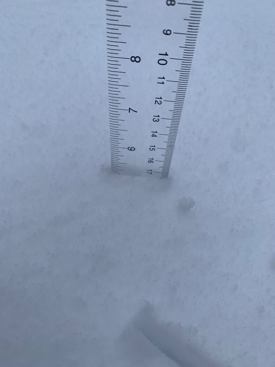 5.1” of snow in metamora as of 2pm <a href="/NWSLincolnIL/">NWS Lincoln IL</a> <a href="/ChrisYatesWx/">Chris Yates - WMBD Chief Meteorologist</a> #ilwx