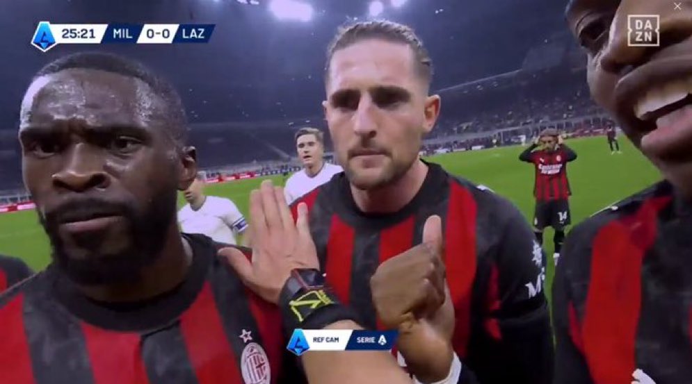 CalcioNoContext's tweet image. 