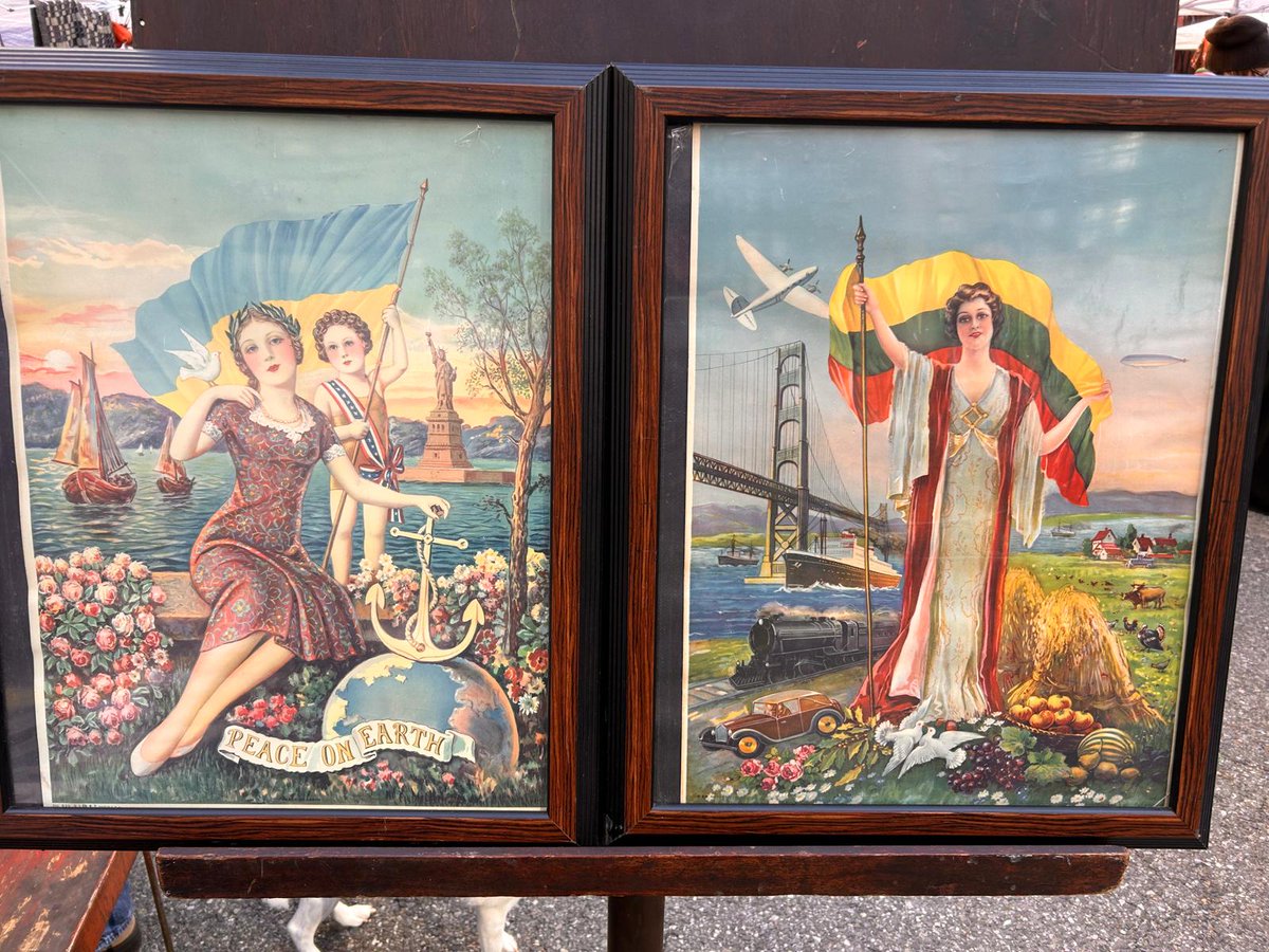 Seen in #Manhattan, old posters with Ukrainian &amp; Lithuanian flags, depicting peace &amp; prosperity, being key contributions of immigrants to America.