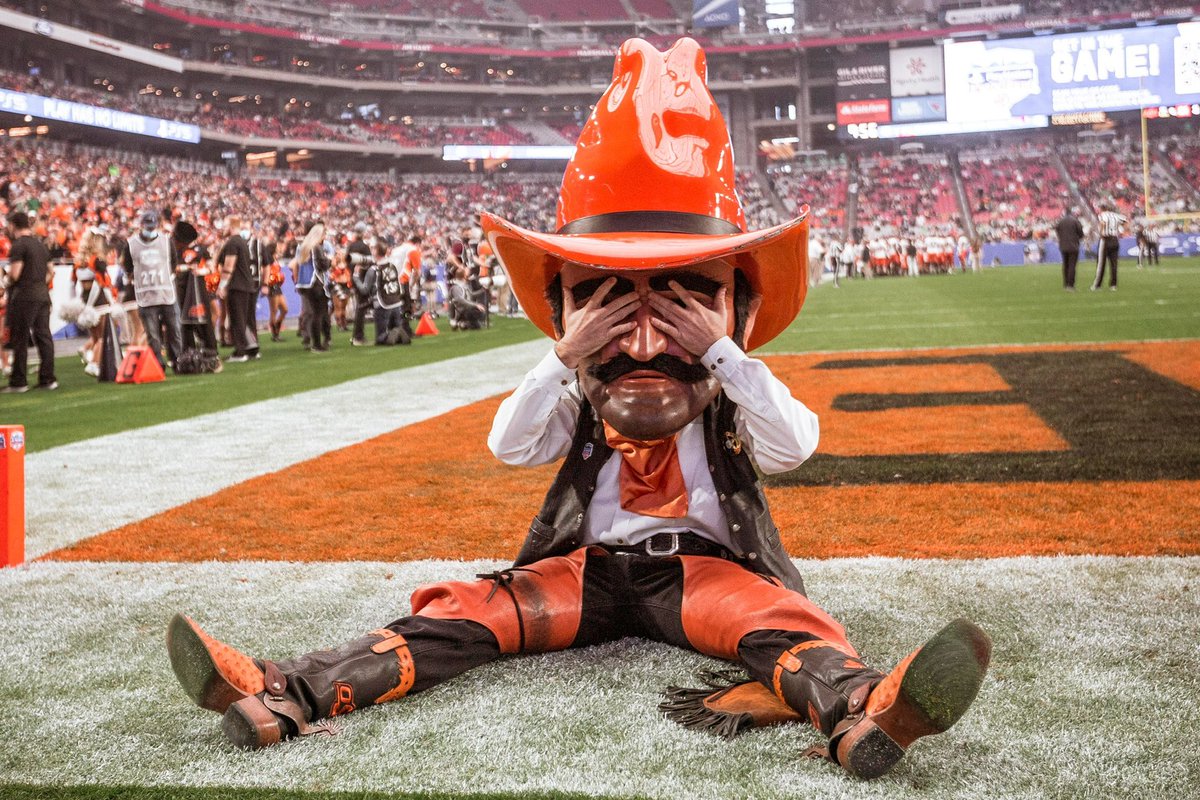 BarstoolBig12's tweet image. Oklahoma State finishes the season 1-11. Their worst season since 1990