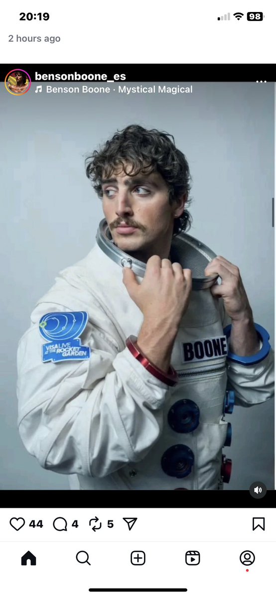 Fly me to the moon <a href="/bensonboonex/">Benson Boone</a> take me to infinity and beyond please 🙏 😜