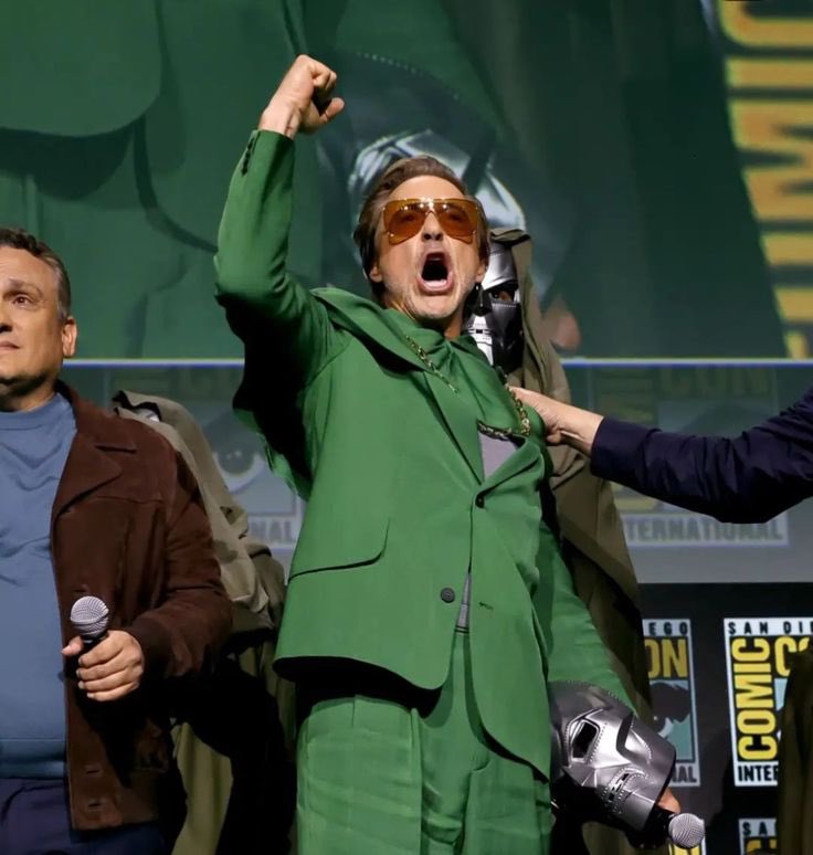 spidey_geek_ytb's tweet image. 🚨 Le PREMIER TEASER du film ‘AVENGERS DOOMSDAY’ pourrait sortir la semaine prochaine. 

👉 Il pourrait être montré au Tokyo Comic Con qui se déroule du 5 au 7 Décembre.

🗞️ @BeyondReporter