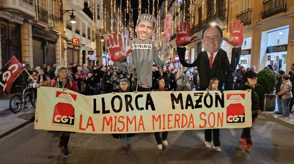 CGTvalencia's tweet image. Llorca y Mazón la misma mierda son!!. Bravas las compas!!!