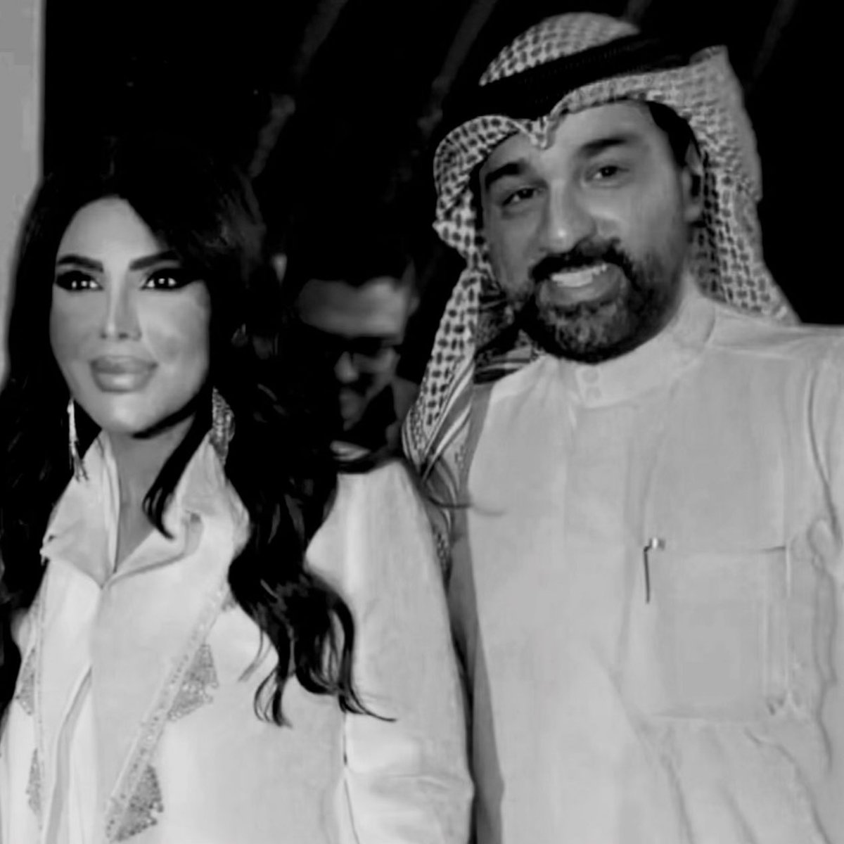 elhaxil's tweet photo. اللهم بارك لهما في حياتهما، واجعل بينهما مودة ورحمة وسكينة، واصرف عنهما كل ضرر وشر، وافتح لهما أبواب الخير والتيسير، واحفظهما من الهم والتعب، وامنحهما صحة وراحة وطمأنينة تدوم يا رب العالمين🖤.
#إلهام_الفضالة | #شهاب_جوهر https://t.co/68XxViWZq8