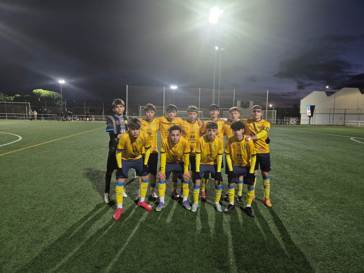 🟡🔵 1° Cadete reg- J11

90' | los amarillos logran la victoria con un gol en el arranque del partido 
 
1️⃣ CD Colegios Diocesanos
⚽ Fran
0️⃣ Betis CF

#VamosDioces 💛💙