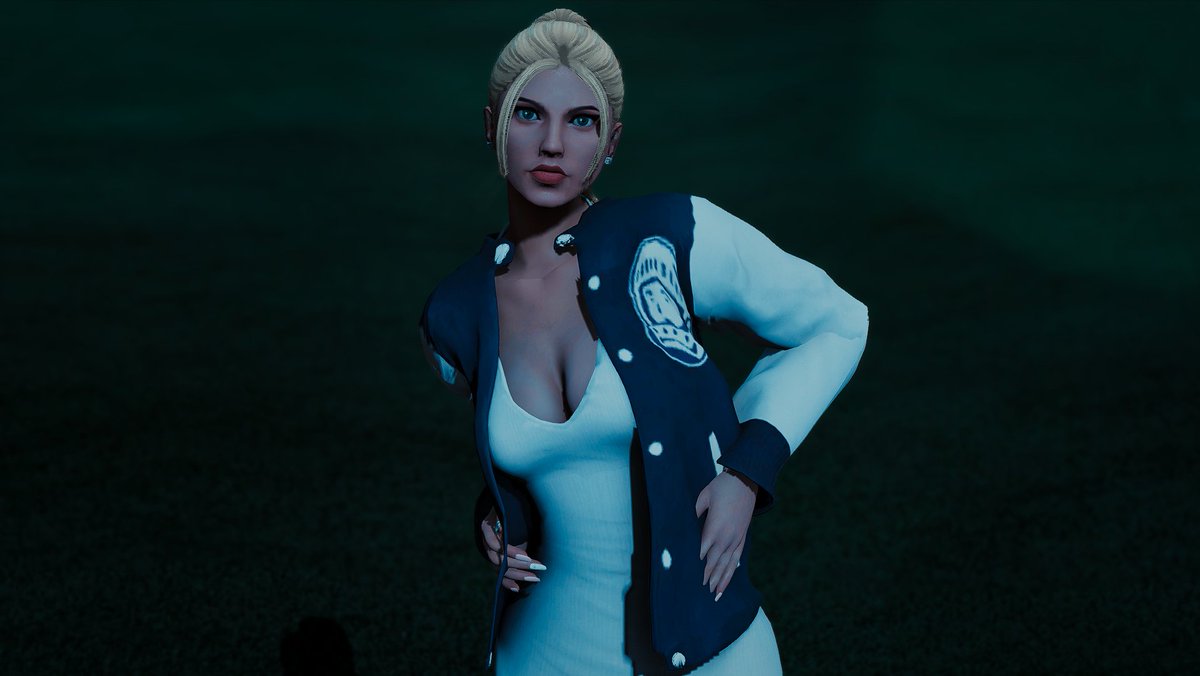 AMIGOOOOS  👋

HE VUELTO 🟢

Vamos con la cadetucha 😀