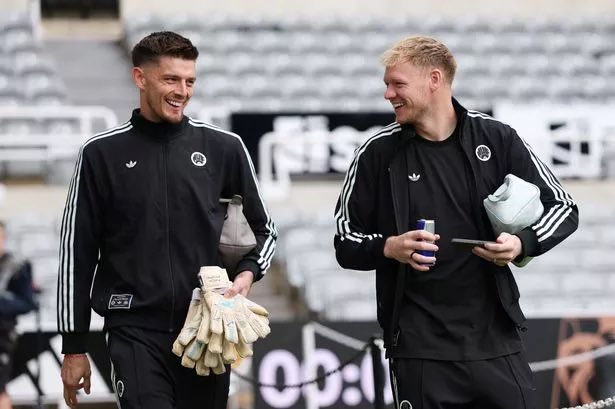 SkySports_Keith's tweet image. 🧤 Nick Pope injured his groin at the end of yesterday’s training session. 
🤔 Eddie Howe said he was yet to tell the players the team that point, and he’ll keep it to himself. 
👨🏻‍⚕️ Pope will go for a scan on his groin this week — Howe says they are hoping he’s not out for long.