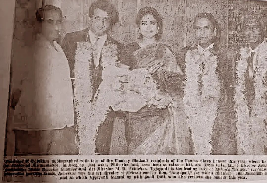 Producer #fcmehra congratulating #Jaikishan, #vyjayantimala, #Shankar and art director #mrachrekar  on winning the #prestigious #padmashreeaward in their respective categories.Mehra had a record 8 movies of his with #shankarjaikishan music and #vaijayantimala had 15 movies