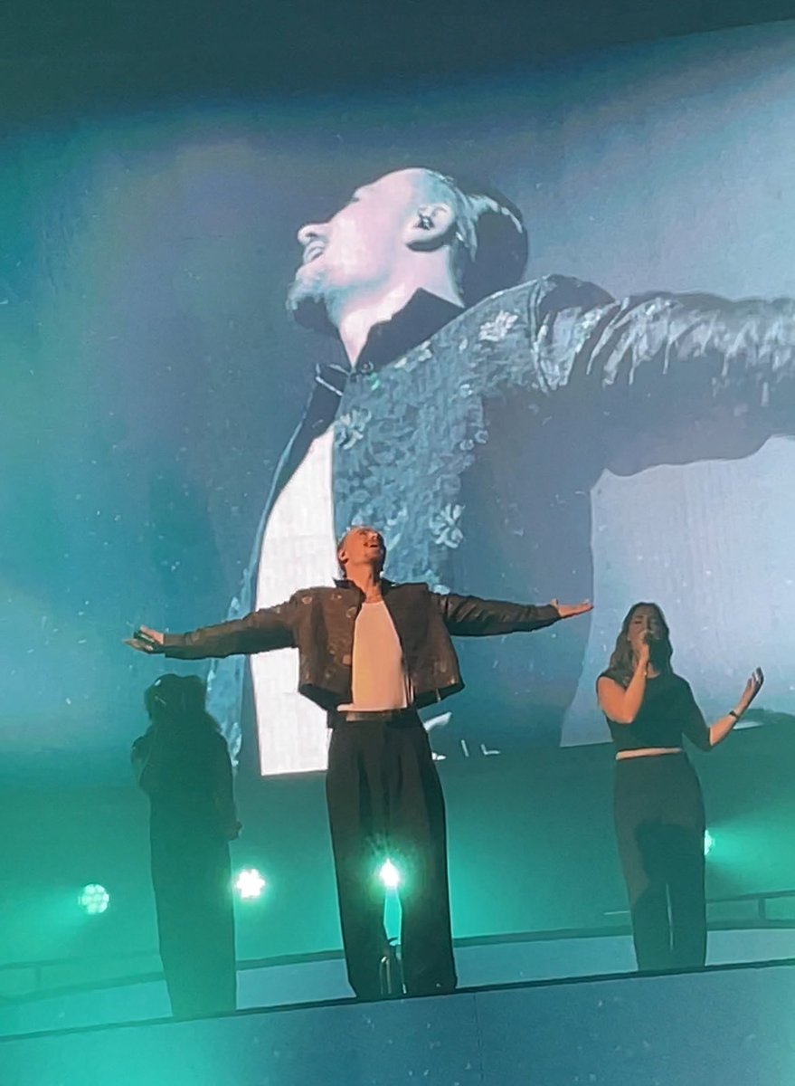 Il mérite tout  👑
 #pierregarnier