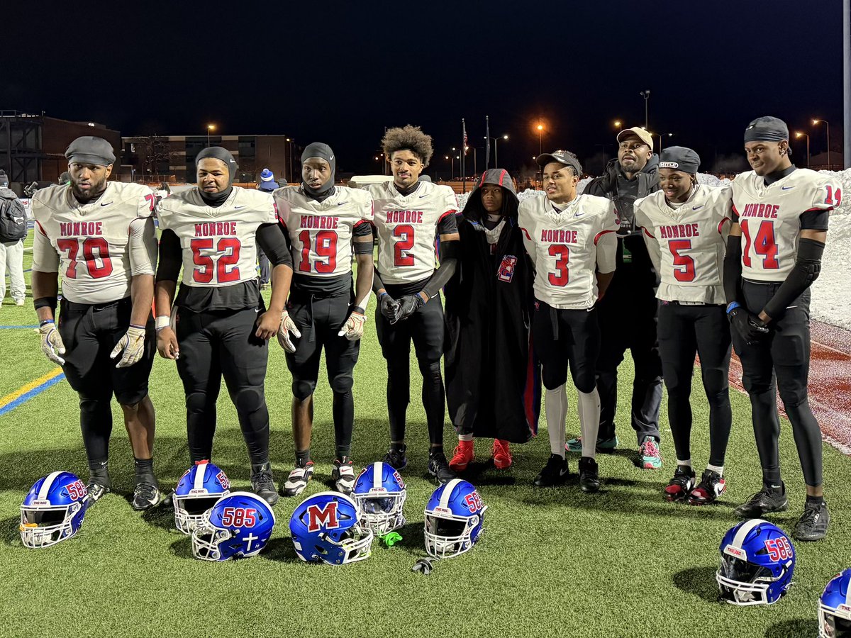RCSDNYS's tweet photo. History made! Monroe defeats Owego in the Class B State Semifinals and becomes the first RCSD football team to earn a spot in a state championship game. #ONERCSD https://t.co/VhPjWCbUgg