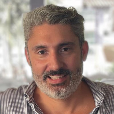 XandeCorner's tweet photo. #NovaFotoDePerfil https://t.co/dprkBv96oB