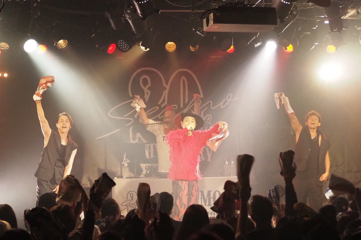 SEAMO 20th ANNIVERSARY TOUR ～to be continued～香川公演。一番最初にソウルドアウトになったと聞きましたし、客席との距離感も含め一体感もあって凄く盛り上がりましたね🔥

今回はRYOとのコンビだったので、また新鮮感もあり良かったです😊

楽屋のケータリングがうどんなのも最高でした✨うま