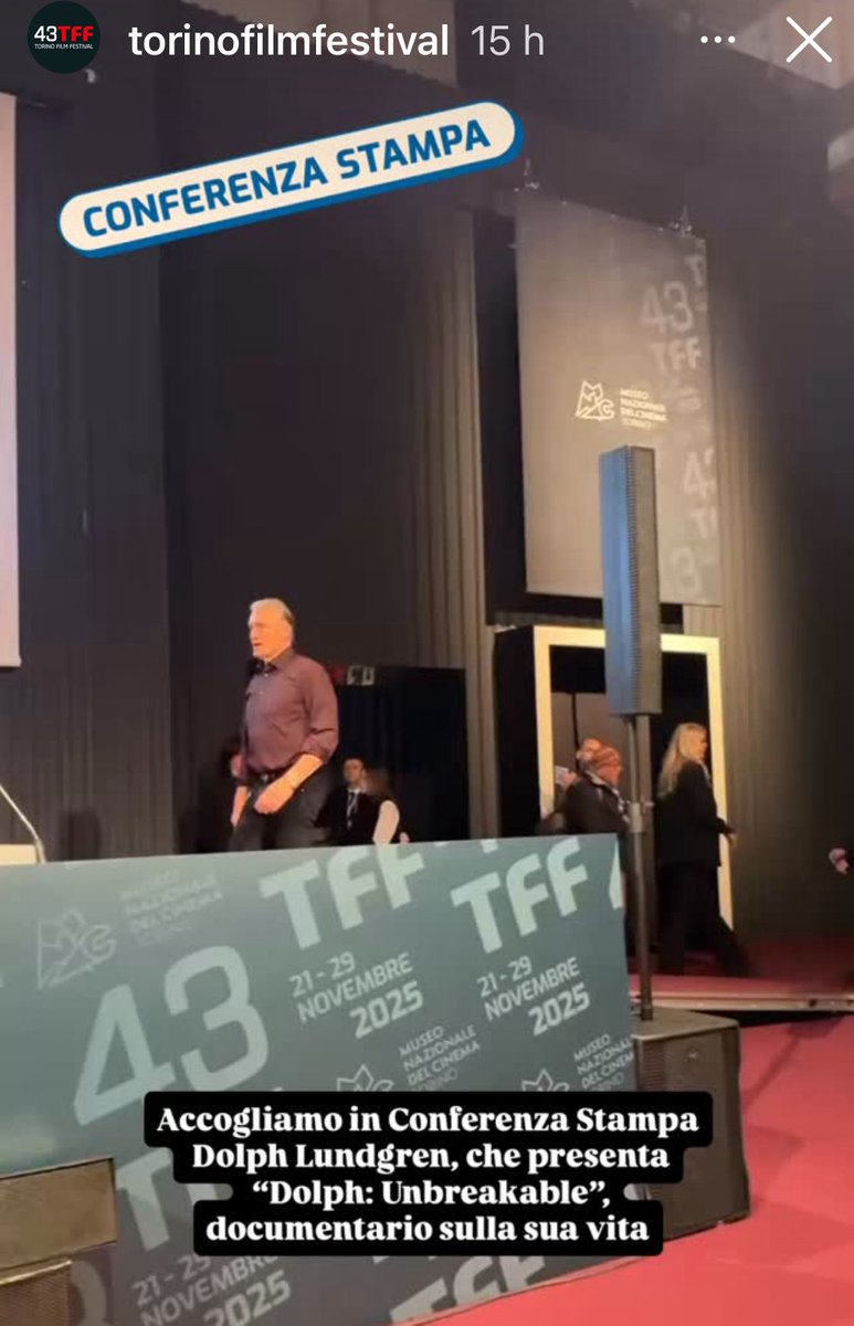 ChiccoseDOC's tweet image. intitolata come al regista #SpikeLee.. #JacquelineBisset, nel casual glamour davanti ai flash.. e il divo celebre per i ruoli d’azione, avversario di #SlyStallone in “Rocky 4”, anche suo mercenario di supporto nell’omonimo titolo corale, #DolphLundgren, protagonista del