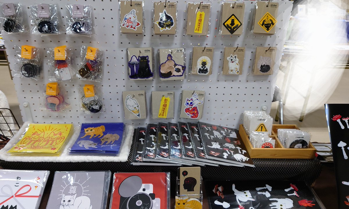 ガタケット始まりました！
A-42でお待ちしてます(・v・)ﾉ