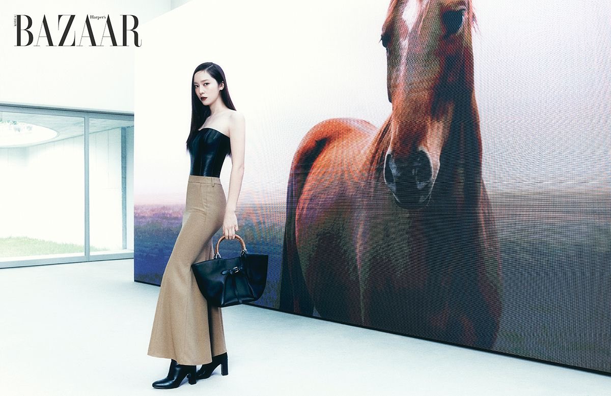 krystclass's tweet photo. Krystal x Ralph Lauren for Harper’s Bazaar Korea’s December 2025 issue

🔗 https://t.co/IMbNG5Y33D

#KRYSTAL #크리스탈 #정수정 https://t.co/wrl5Qnr8Ox