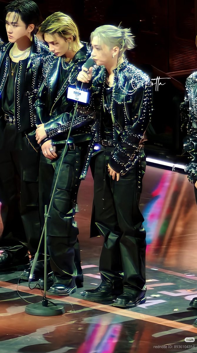 yongdeelixx's tweet image. 🖤🖤🖤🖤🖤🖤🖤🖤