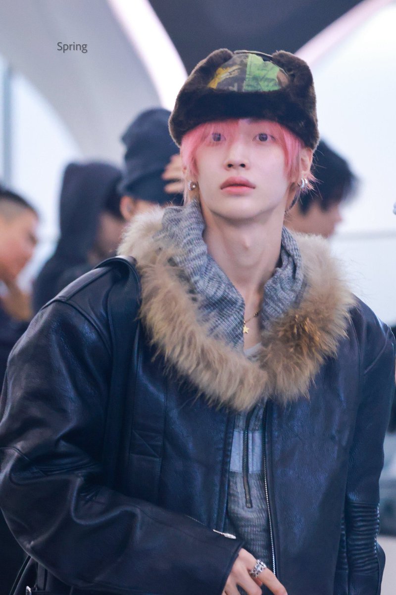 SIMINDLE's tweet image. ARTIS BESAR