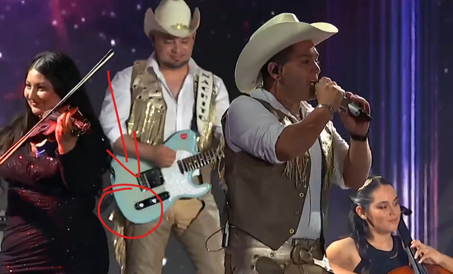 oye pero la guitarra de zumbate un primo (by Kast) no está conectada jajajajajja  #Teleton2025