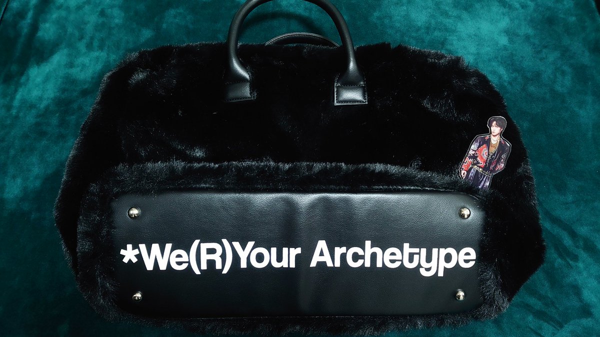 itsu_masu's tweet image. p(R)ojectRのモケモケバッグとどいたー
今年の冬はこちらをお供に(,,&amp;gt;᎑&amp;lt;,,)♡♡
#THERAMPAGE 
#projectr