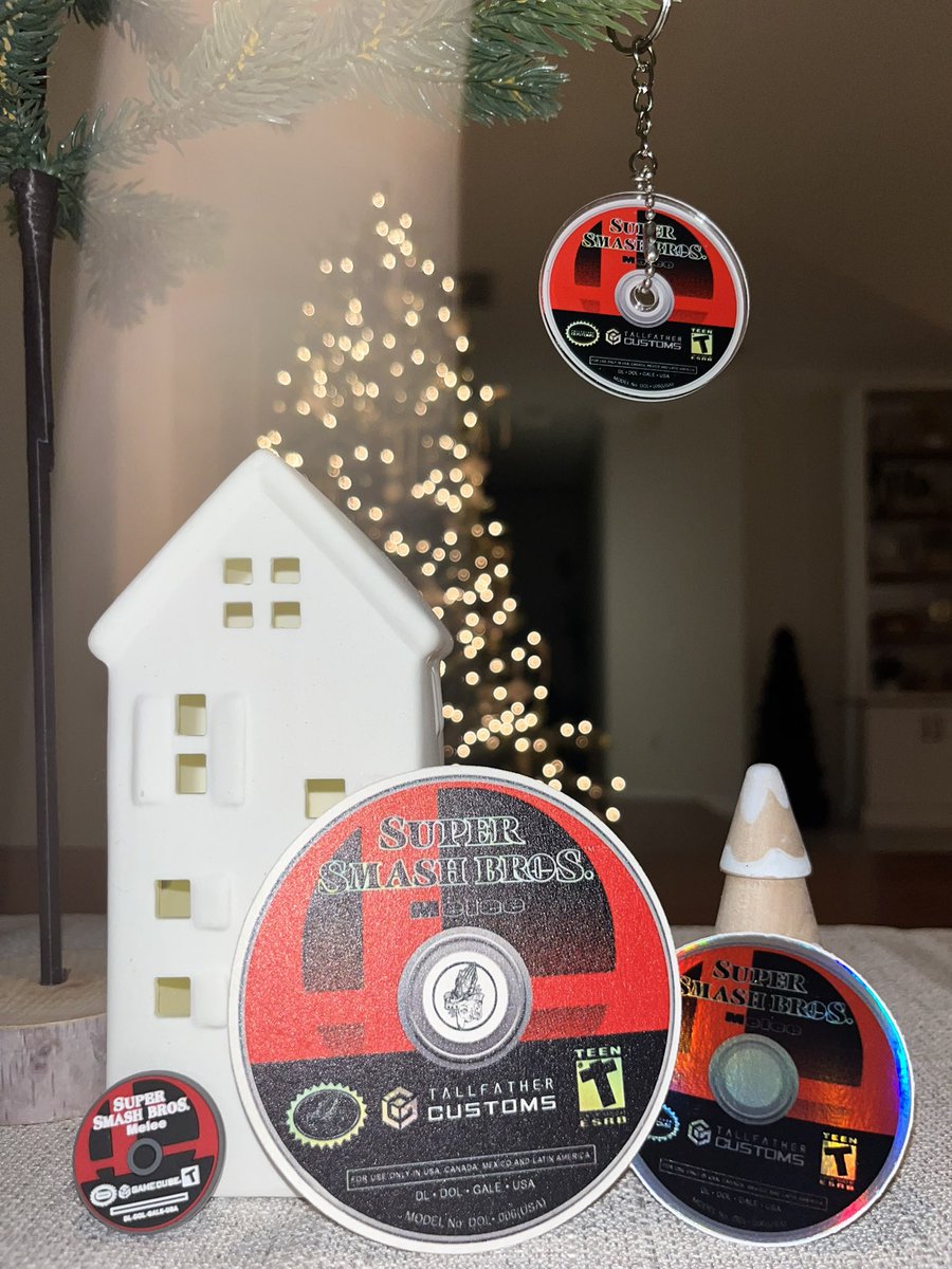 tallfatherC's tweet image. 🎄 HOLIDAY GIVEAWAY 🎄
Each Thursday in December I’m giving away a Melee gift bundle!
Like THIS post &amp;amp; comment OR share for a WEEKLY chance to win
A Melee keychain, croc charm, holo sticker, &amp;amp; drink coaster!
Entries unlimited, but you can only win ONCE!
God bless &amp;amp; good luck! 🙏🏽