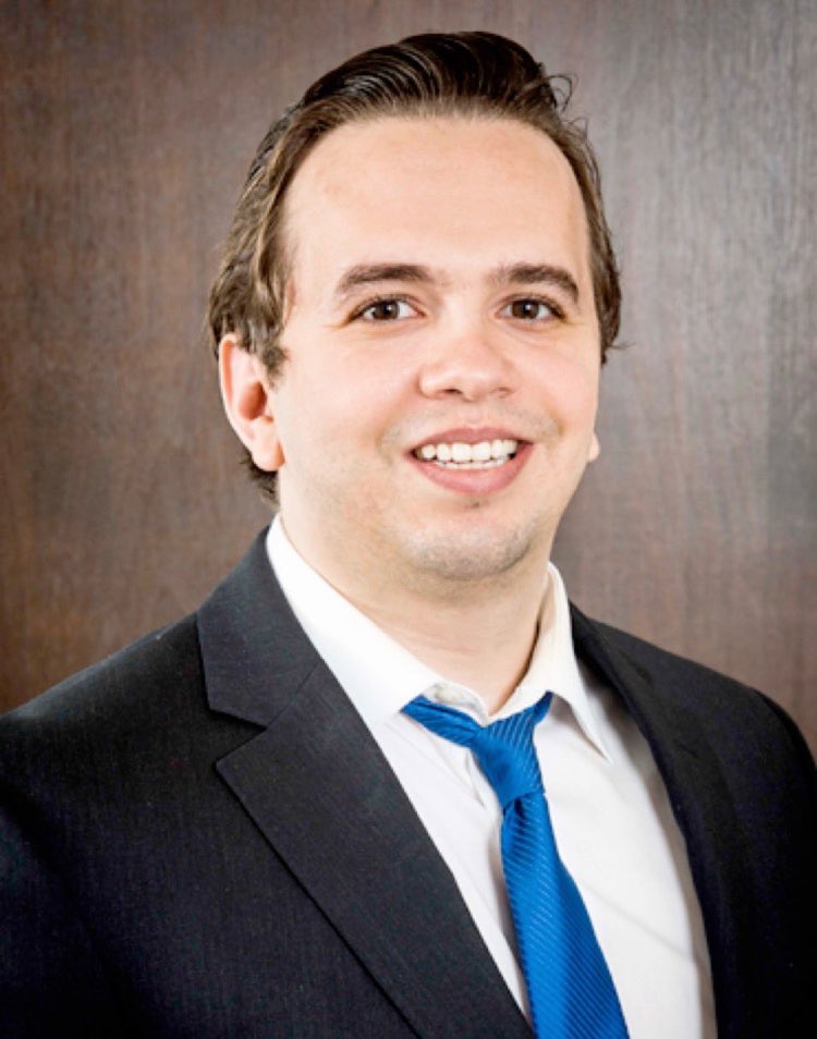 RobProvince's tweet image. It was today I realized what this idiot looks like.