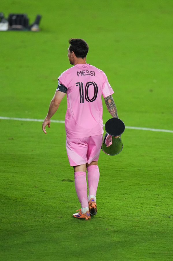 AntonelaRocuzoo's tweet image. 😍🏆