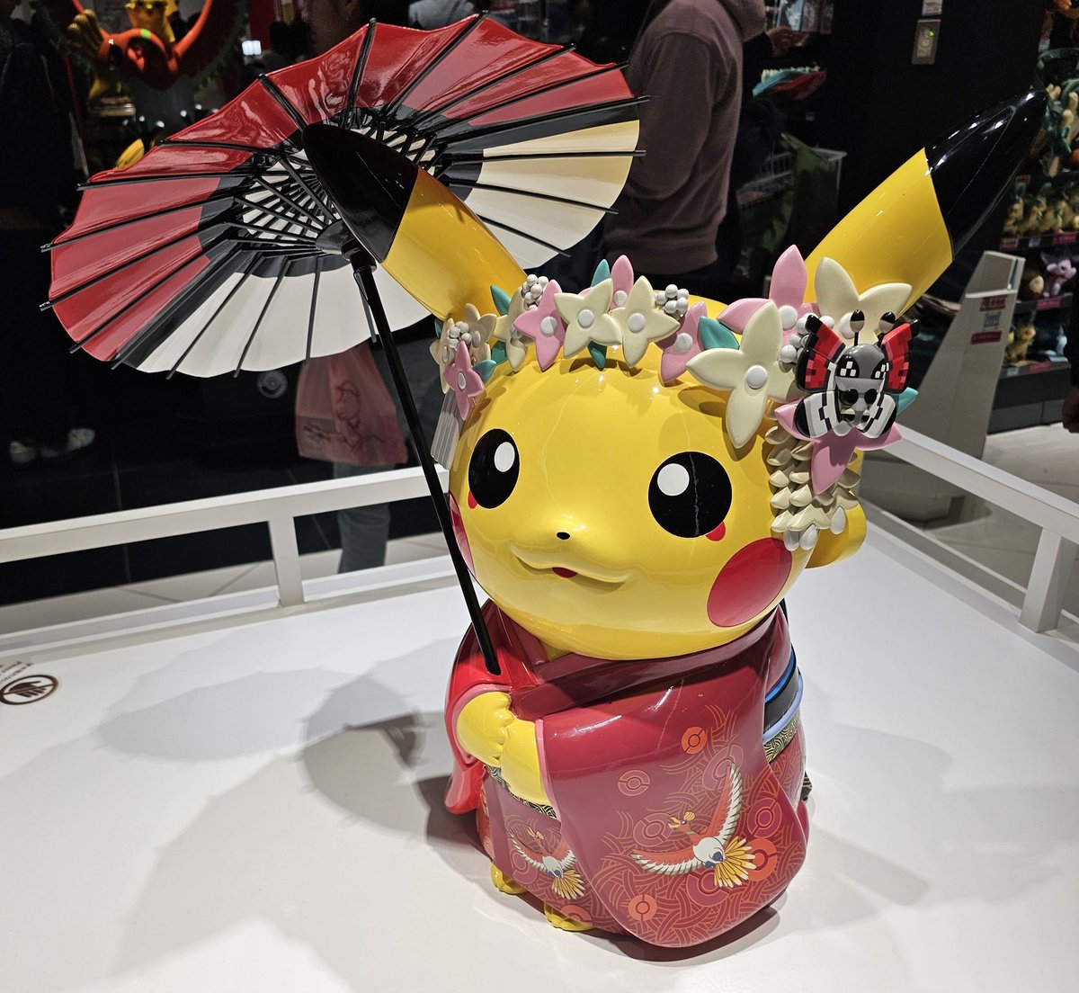 京都に旅行に行ったときに京都のポケセンで買ったピカチュウと浴衣のこ