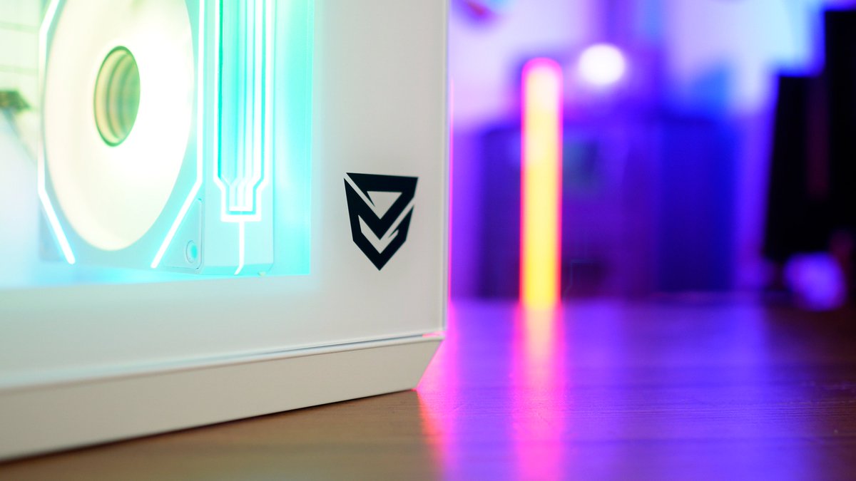 techtakestwo's tweet image. Visão panorâmica ✅
RGB e + RGB? ✅
Preço/Qualidade?✅
- youtu.be/B_Yw1MTcmYM

@Nfortec_ES esta marca espanhola que chega ao nosso país através da loja Novo Atalho, enviou-nos mais um artigo, desta vez uma caixa. Fica a conhecer a PULSAR ATX. 

#youtube #nfortec #pulsar