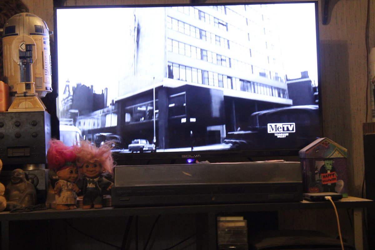 docsanderson's tweet image. #Scientists #SciFi #Pizza #Beer #Spouses #Mates #Wolves #Svengoolie #Fun #SharingWithFriends @esa
@TomoJustFunky @Ginger_Zee @Nature G Mags i Love Film Noire its so Beautiful &amp;amp; Interesting no CGI real #Art #Cinematography clean #escapism Love you Beautifuls Mwah #Romantic Lelon