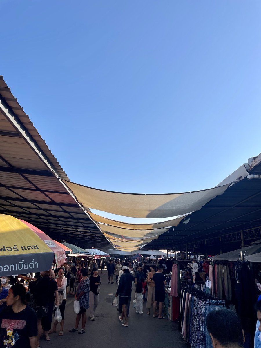 ไม่ได้มาเดินตลาดตอนเช้านานแค่ไหนแล้ว