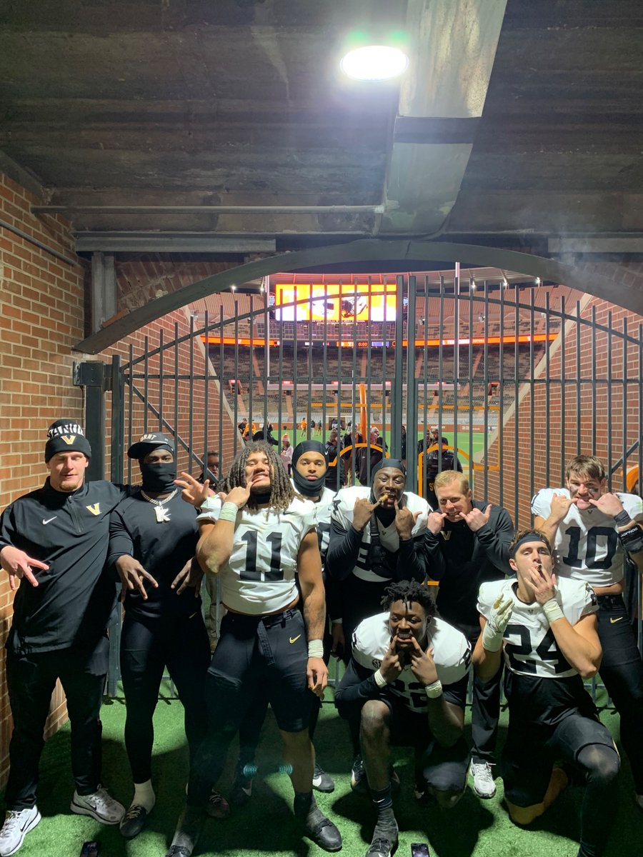 Bryan Longwell tweet media