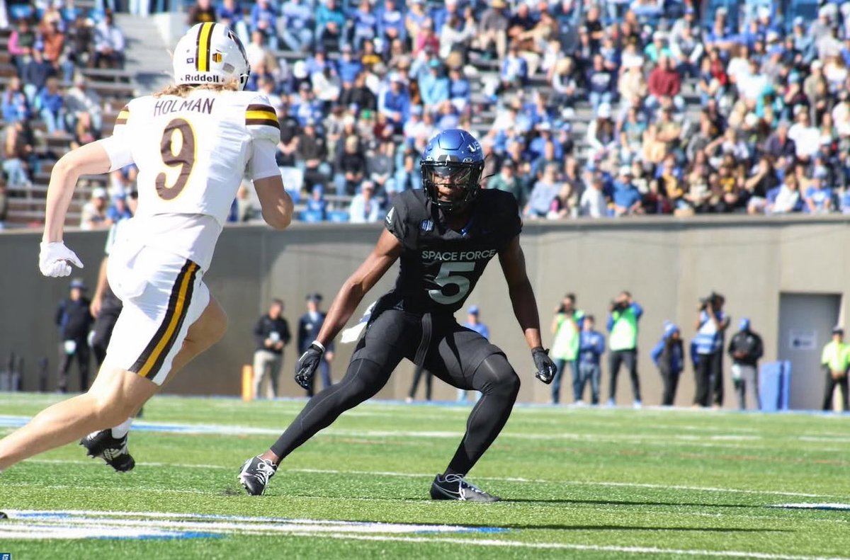 Roger Jones ll tweet media