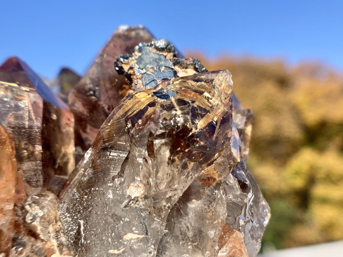 ルチルinクオーツクラスター（群晶） ブラジル産 スモーキークォーツの