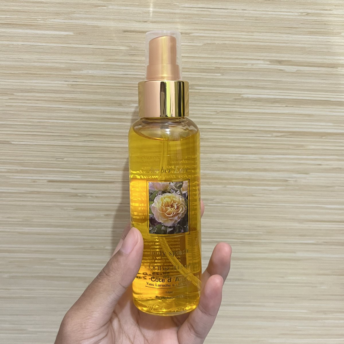 PRELOVED Body Splash Cote d Azur (Amber Love) 17k
baru disemprot 3x
📍Malang
📌s.shopee.co.id/7plorLFbU2

#preloved #wts