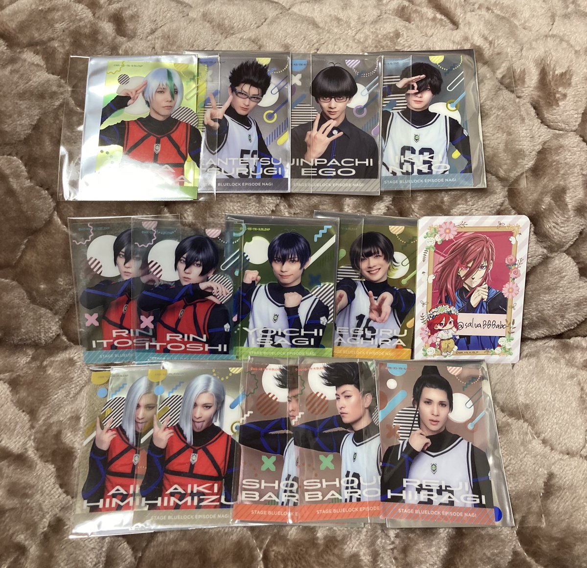 salvaBBBabc's tweet photo. [交換、譲渡]ブルステ アクリルスタンド クリアカード
譲）
☆凛、☆潔、絵心、二子、☆蜂楽、乙夜、斬鉄、馬郎、日不見、柊

求）
アクスタ-凪白宝制服、玲王白宝ユニ
クリカ-凪チムホワ

☆は交換のみ、その以外は半額譲渡可
今日マチソワ会場に手渡し希望です。
検索でもお気軽に声かけてください。 https://t.co/uFMytyy51h