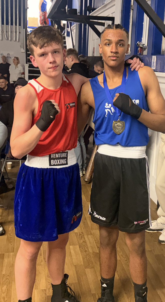 VentureBoxing's tweet image. Venture’s Tom Palmer Lost Out Tonight On The St Paul’s Show In Hull.. I’m Hard Pressed To Be Diplomatic Here? But Let’s Just Say That The Referee Was Not A Boxing Man.. Onto Our Home Show Tom Mate #TEAMVENTURE 🥊