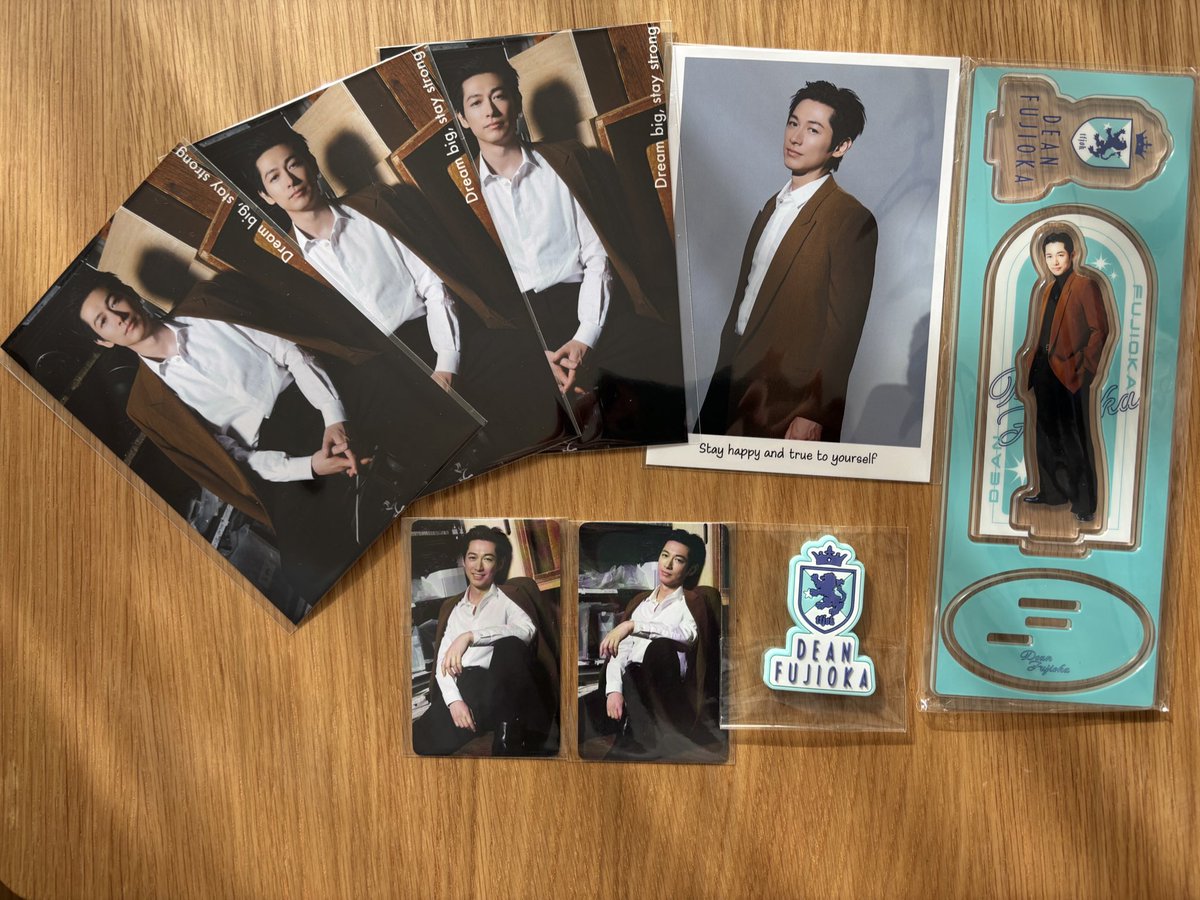 アヤカ　フォトカード　香港　ファンコンサート　特典 アヤカ フォトカード 香港 ファンコンサート 特典 NiziU 香港 入場特典