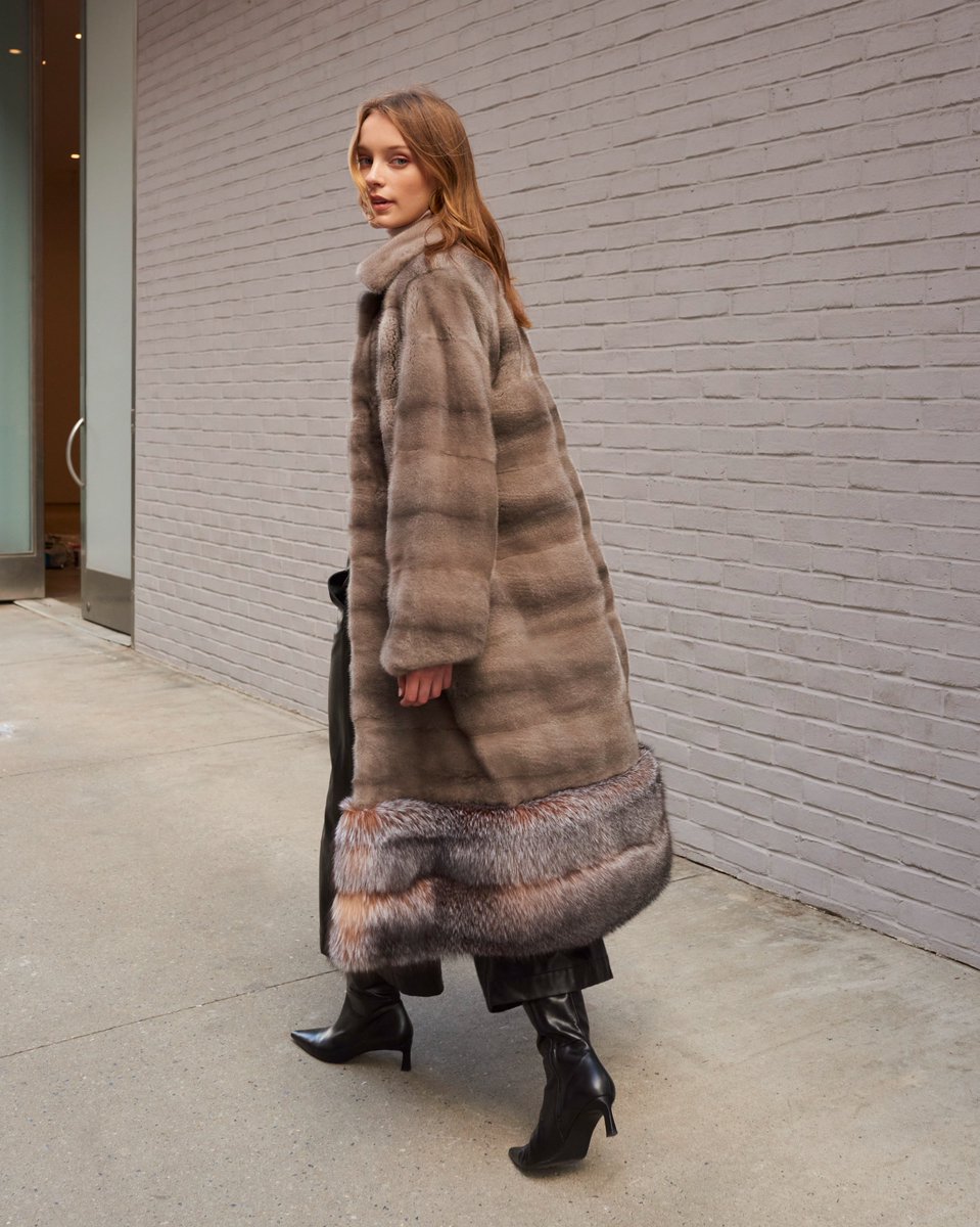 pologeorgis's tweet image. On my way to shop the best deals of the season…

Don’t miss out — enjoy up to 85% off for a limited time. Shop now at Pologeorgis.com.

Featuring the Penny Coat— now 58% off.

#FurCoat #BlackFridaySale #LuxurySale #FurSale #WinterCoat #WinterStyle