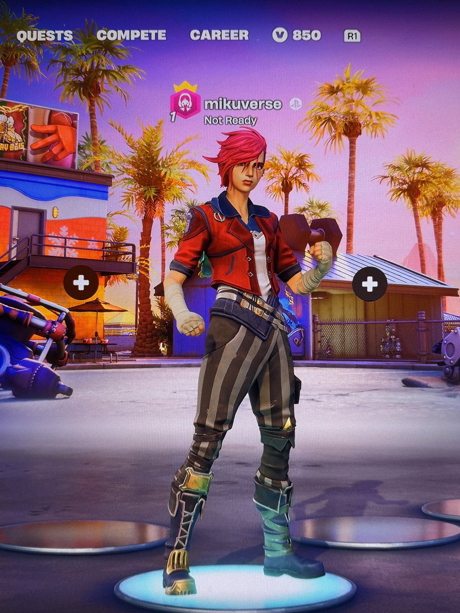 ty 𝜗𝜚 tweet media