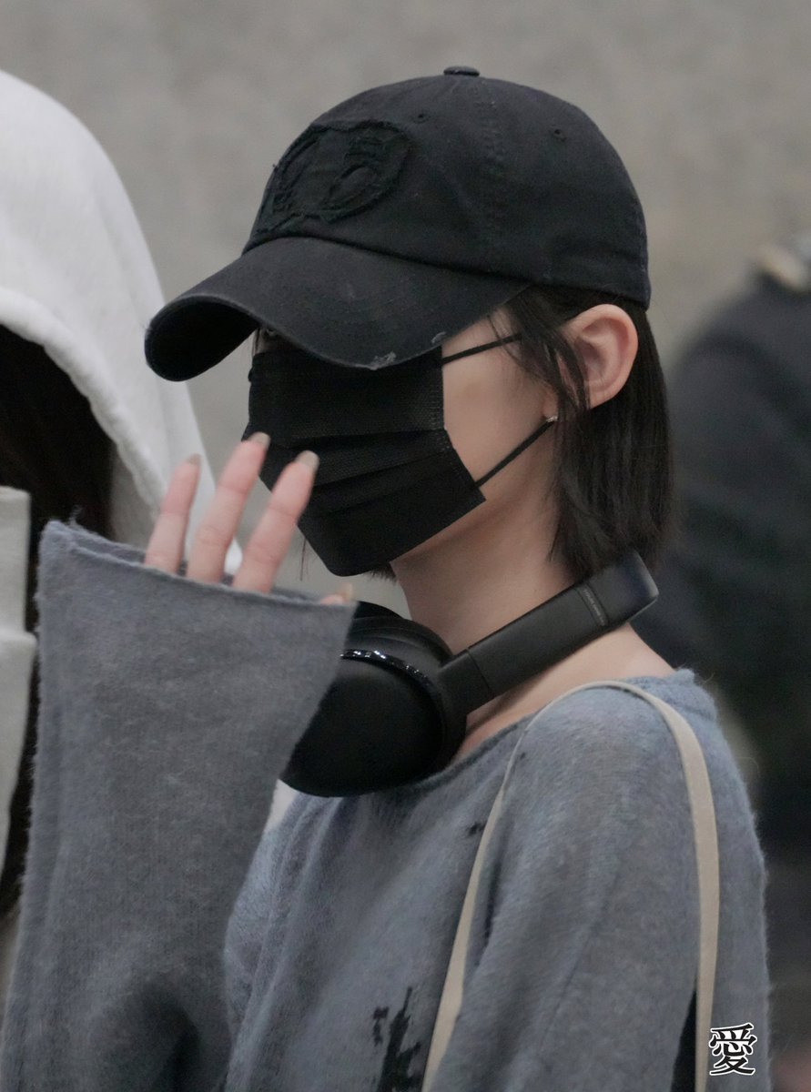 http__38's tweet image. 251130 ICN
#하츠투하츠 #하츠투하츠지우 #최지우 #JIWOO #H2H