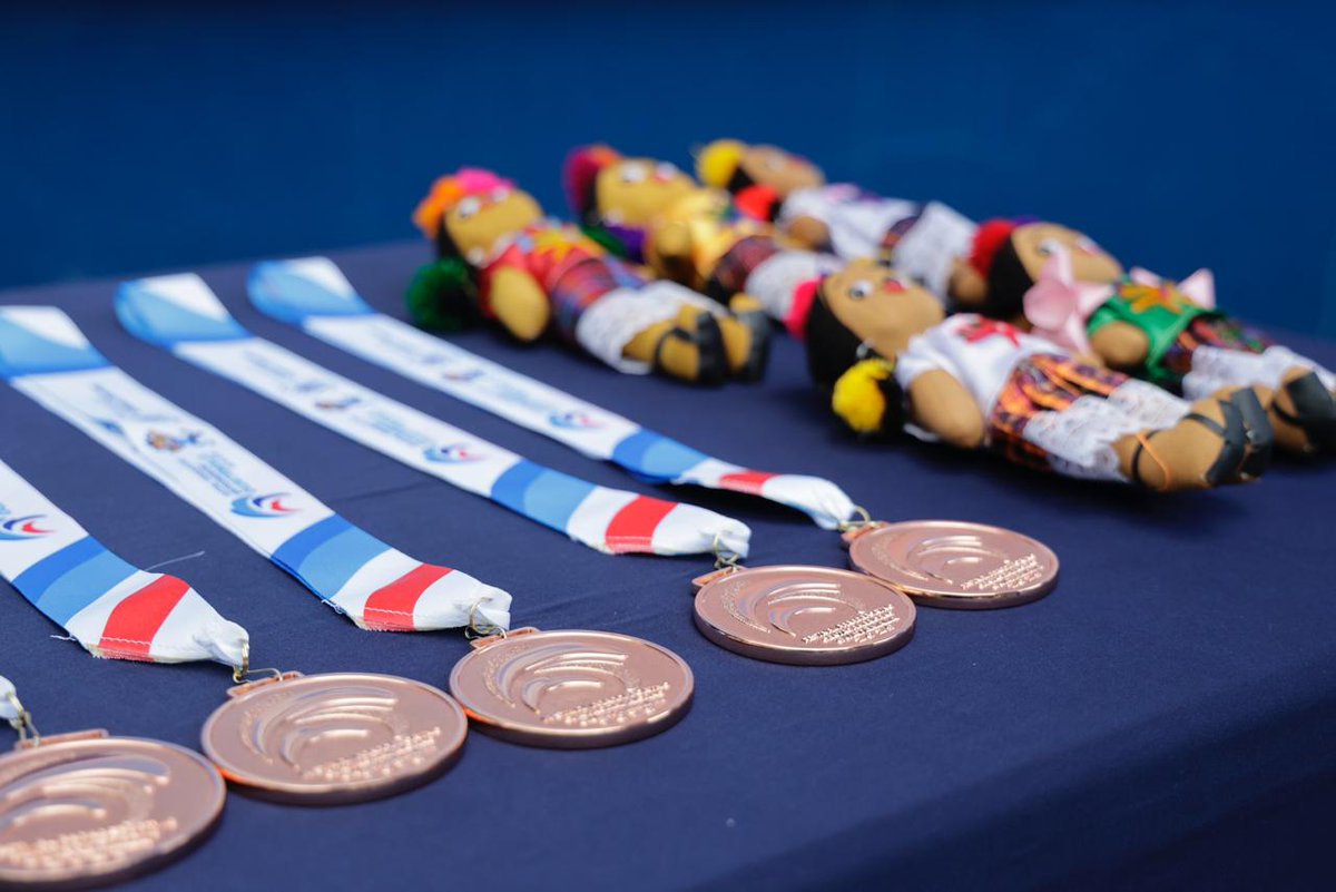 McdGuate's tweet photo. #Guatemala | ¡Dominio nacional en el Tenis en Silla de Ruedas! 🎾🥇🏆

El Festival Paradeportivo Centroamericano Guatemala 2025 finalizó con una gran actuación de la delegación guatemalteca, que conquistó las 4 medallas de oro posibles en el Tenis en Silla de Ruedas. https://t.co/FYilnKf0wv